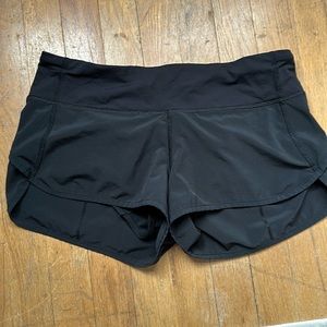 Lululemon hotty hot shorts 2.5 in inseam